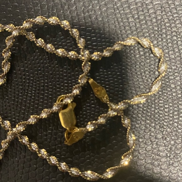 COPY - Gold chaine - Picture 2 of 3